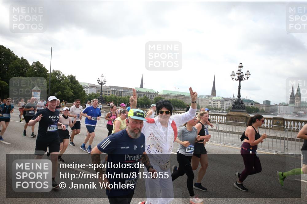 29.06.2025 - hella hamburg halbmarathon Jannik Wohlers http://msf.ph/oto/8153055 29.06.2025 10:45:00 Lombardsbrücke 1713, 1798, 2216, 2217, 2657, 2664, 2973, 3160, 3164, 3357, 3377, 3879, 3993, 4099, 4102, 4224, 4306, 4504, 4820, 4851, 5099, 5108, 5339, 5636, 5949, 6150, 6763, 6788, 6911, 6922, 6980, 7283, 7530, 7541, 7859, 8605, 9620, 10030, 10182, 10225, 10812, 11119, 11314, 11393, 11473, 11474, 11660, 11725, 11726, 12415, 12575, 12793, 12856, 12878, 12905, 13555, 13791, 13862, 14002, 14185, 14232, 14379, 14410, 14513, 14742, 15011, 15450, 15517, 15557, 15692, 15751, 18264 meine-sportfotos.de