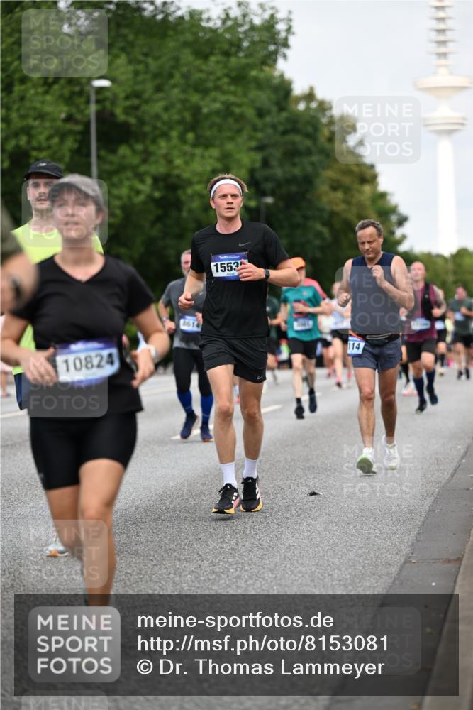 29.06.2025 - hella hamburg halbmarathon Dr. Thomas Lammeyer http://msf.ph/oto/8153081 29.06.2025 10:07:31 Kennedybrücke 1114, 1135, 1138, 1482, 1702, 1885, 2594, 2759, 2782, 2810, 3001, 3572, 3630, 4066, 4307, 4511, 4613, 6217, 6391, 7006, 7210, 7211, 7290, 7306, 7935, 8614, 9439, 9453, 9554, 10824 meine-sportfotos.de