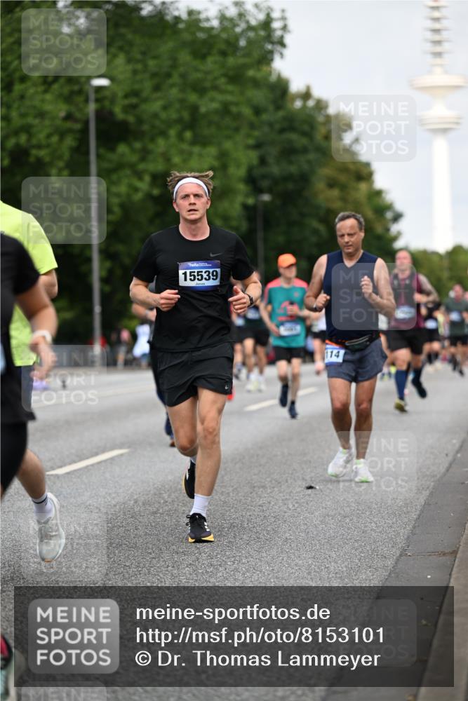 29.06.2025 - hella hamburg halbmarathon Dr. Thomas Lammeyer http://msf.ph/oto/8153101 29.06.2025 10:07:32 Kennedybrücke 1114, 1135, 1138, 1482, 1702, 1885, 2594, 2759, 2782, 2810, 3001, 3572, 3630, 4066, 4307, 4511, 4587, 4613, 6217, 6391, 7006, 7210, 7211, 7290, 7306, 7935, 8614, 9439, 9453, 9554, 10824 meine-sportfotos.de