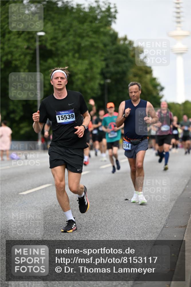 29.06.2025 - hella hamburg halbmarathon Dr. Thomas Lammeyer http://msf.ph/oto/8153117 29.06.2025 10:07:32 Kennedybrücke 1114, 1135, 1138, 1482, 1702, 1885, 2594, 2759, 2782, 2810, 3001, 3572, 3630, 4066, 4307, 4511, 4587, 4613, 6217, 6391, 7006, 7210, 7211, 7290, 7306, 7935, 8614, 9439, 9453, 9554, 10824 meine-sportfotos.de