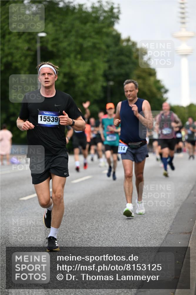 29.06.2025 - hella hamburg halbmarathon Dr. Thomas Lammeyer http://msf.ph/oto/8153125 29.06.2025 10:07:32 Kennedybrücke 1114, 1135, 1138, 1482, 1702, 1885, 2594, 2759, 2782, 2810, 3001, 3572, 3630, 4066, 4307, 4511, 4587, 4613, 6217, 6391, 7006, 7210, 7211, 7290, 7306, 7935, 8614, 9439, 9453, 9554, 10824 meine-sportfotos.de