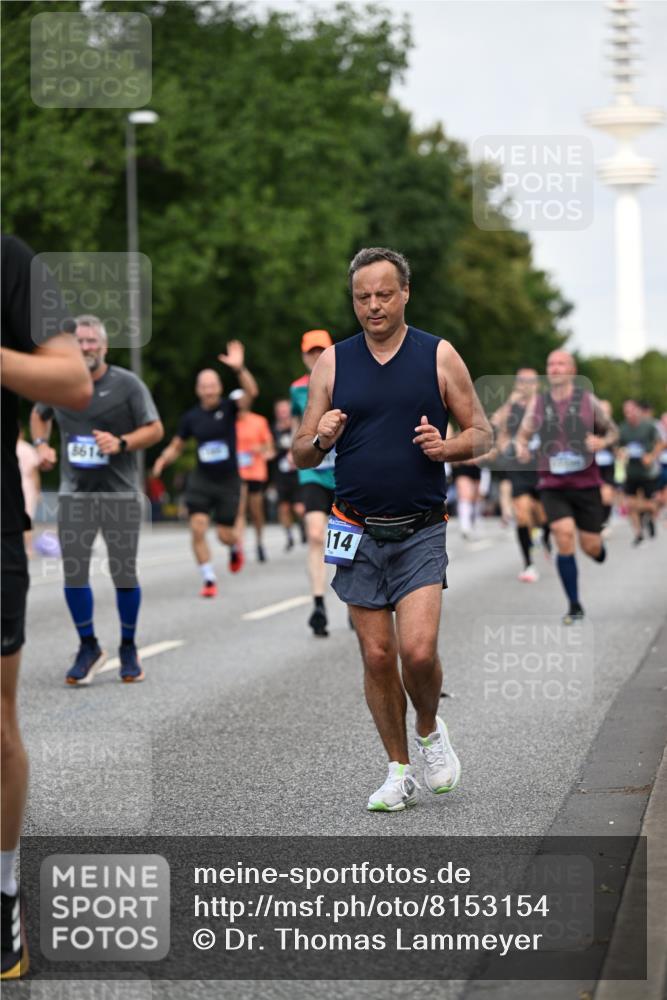 29.06.2025 - hella hamburg halbmarathon Dr. Thomas Lammeyer http://msf.ph/oto/8153154 29.06.2025 10:07:33 Kennedybrücke 1114, 1135, 1138, 1482, 1702, 1885, 2594, 2759, 2782, 3001, 3572, 3630, 4066, 4307, 4511, 4587, 4613, 5464, 6217, 6391, 7006, 7210, 7211, 7290, 7306, 7935, 8614, 9439, 9453, 9554, 10824 meine-sportfotos.de