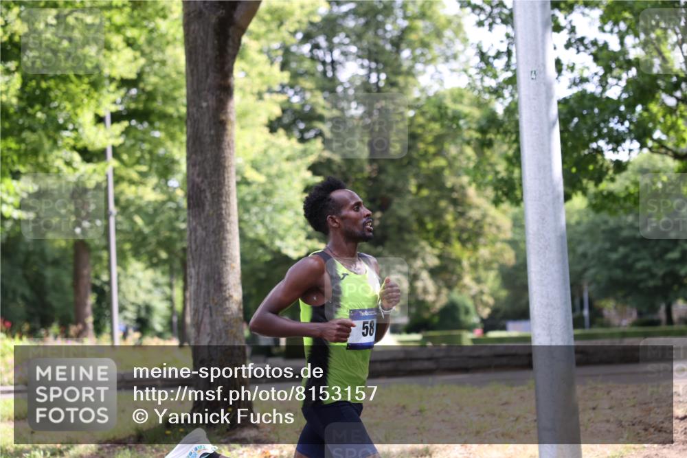 29.06.2025 - hella hamburg halbmarathon Yannick Fuchs http://msf.ph/oto/8153157 29.06.2025 10:00:58 20KM  meine-sportfotos.de