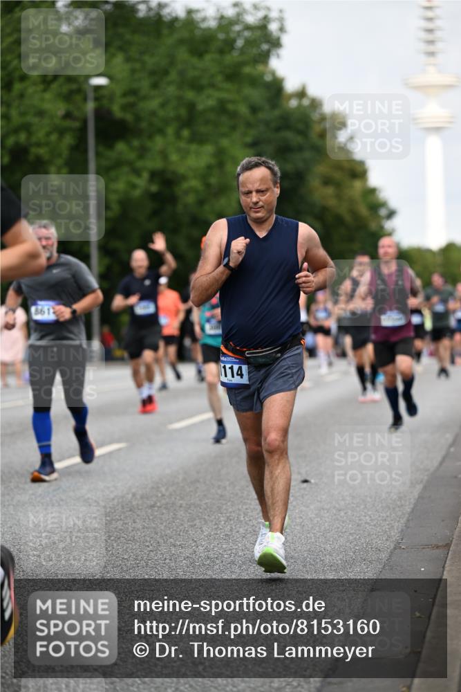 29.06.2025 - hella hamburg halbmarathon Dr. Thomas Lammeyer http://msf.ph/oto/8153160 29.06.2025 10:07:33 Kennedybrücke 1114, 1135, 1138, 1482, 1702, 1885, 2594, 2759, 2782, 3001, 3572, 3630, 4066, 4307, 4511, 4587, 4613, 5464, 6217, 6391, 7006, 7210, 7211, 7290, 7306, 7935, 8614, 9439, 9453, 9554, 10824 meine-sportfotos.de