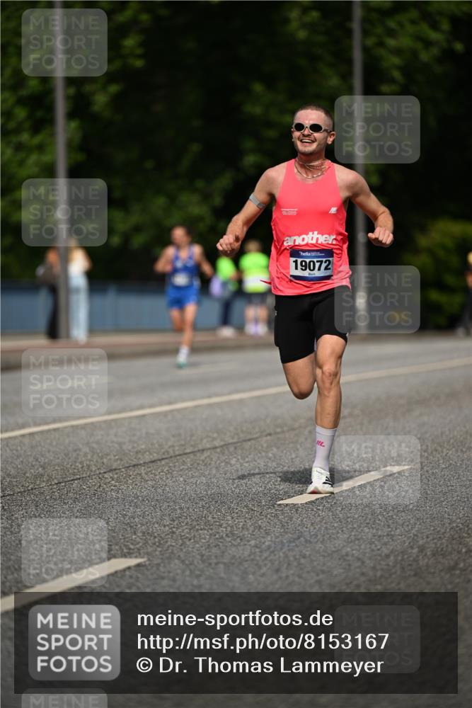 29.06.2025 - hella hamburg halbmarathon Dr. Thomas Lammeyer http://msf.ph/oto/8153167 29.06.2025 09:42:12 Kennedybrücke 4524 meine-sportfotos.de