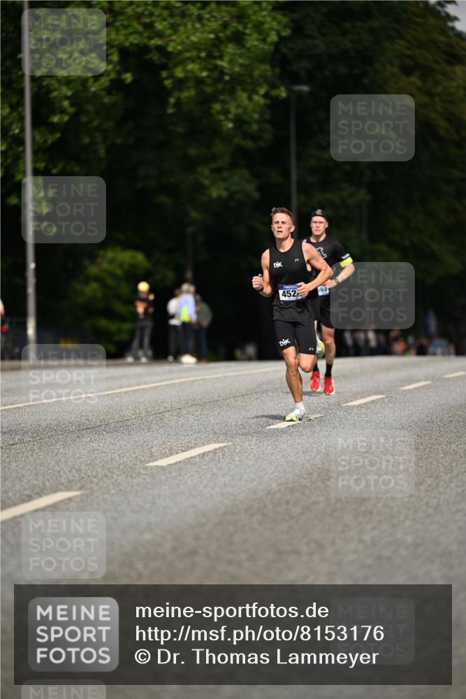 29.06.2025 - hella hamburg halbmarathon Dr. Thomas Lammeyer http://msf.ph/oto/8153176 29.06.2025 09:42:13 Kennedybrücke 4524 meine-sportfotos.de