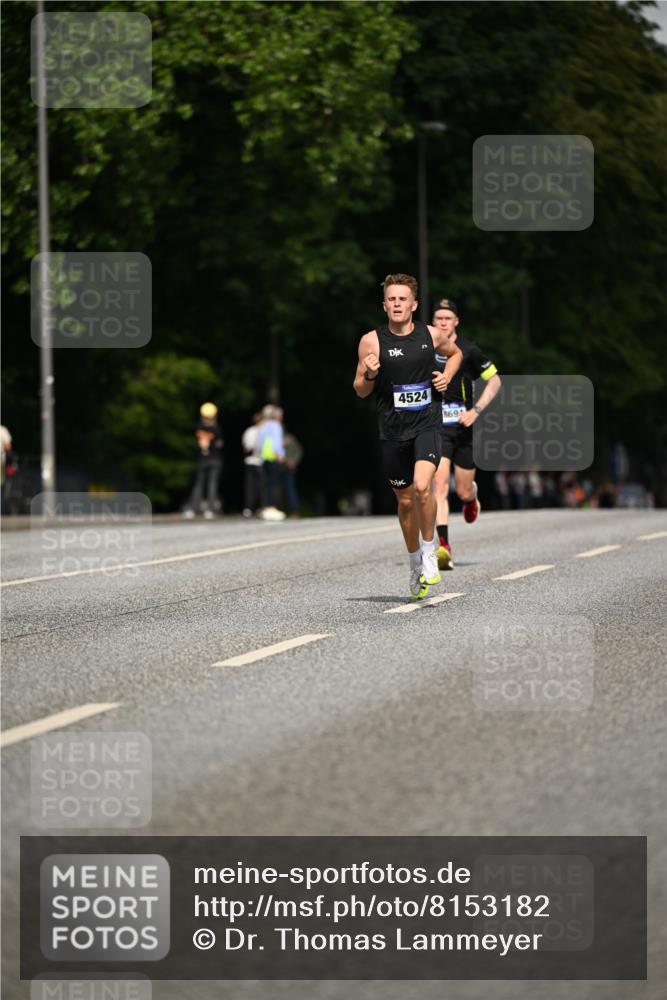 29.06.2025 - hella hamburg halbmarathon Dr. Thomas Lammeyer http://msf.ph/oto/8153182 29.06.2025 09:42:13 Kennedybrücke 4524 meine-sportfotos.de