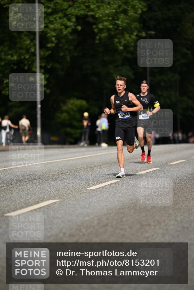 29.06.2025 - hella hamburg halbmarathon Dr. Thomas Lammeyer http://msf.ph/oto/8153201 29.06.2025 09:42:14 Kennedybrücke 4524 meine-sportfotos.de