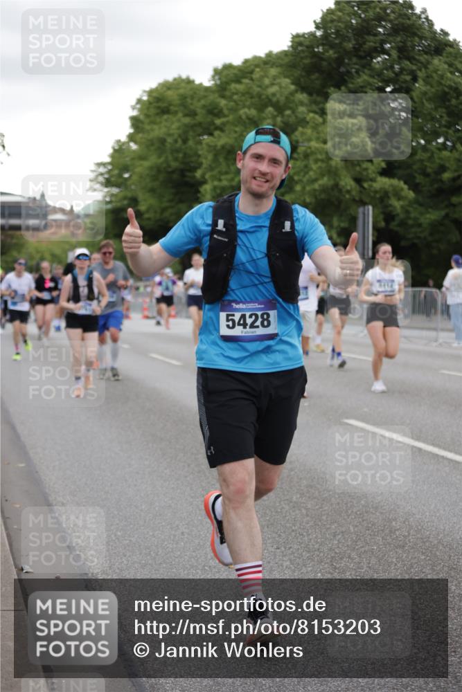 29.06.2025 - hella hamburg halbmarathon Jannik Wohlers http://msf.ph/oto/8153203 29.06.2025 10:52:51 Lombardsbrücke 1900, 1906, 2065, 2291, 2409, 4195, 4626, 5428, 6521, 7483, 7681, 8212, 8414, 8515, 8906, 9764, 10043, 10175, 10490, 10661, 12193, 12219, 12700, 13011, 13326, 13489, 13916, 13917, 14038, 14419, 14761, 16137, 17012, 17577, 17600, 18311, 18988 meine-sportfotos.de
