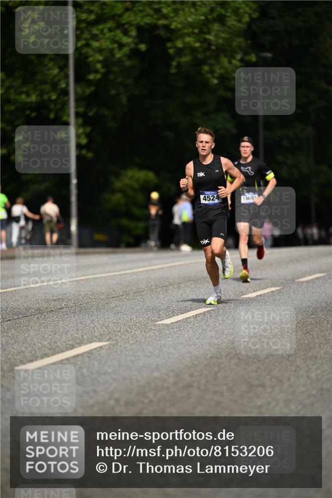 29.06.2025 - hella hamburg halbmarathon Dr. Thomas Lammeyer http://msf.ph/oto/8153206 29.06.2025 09:42:14 Kennedybrücke 4524 meine-sportfotos.de