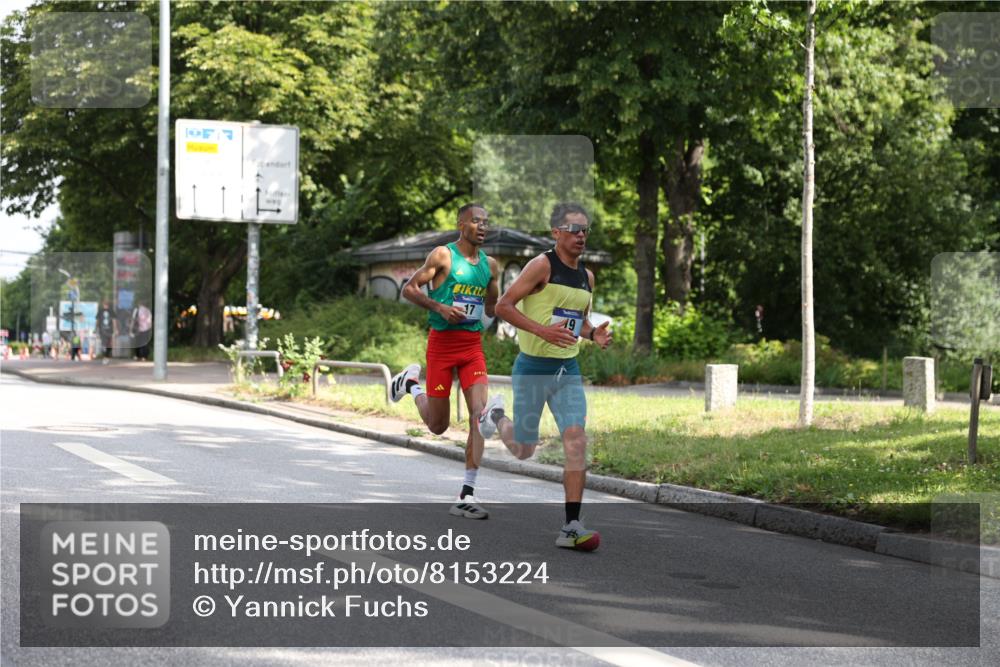 29.06.2025 - hella hamburg halbmarathon Yannick Fuchs http://msf.ph/oto/8153224 29.06.2025 10:01:52 20KM 17, 19 meine-sportfotos.de