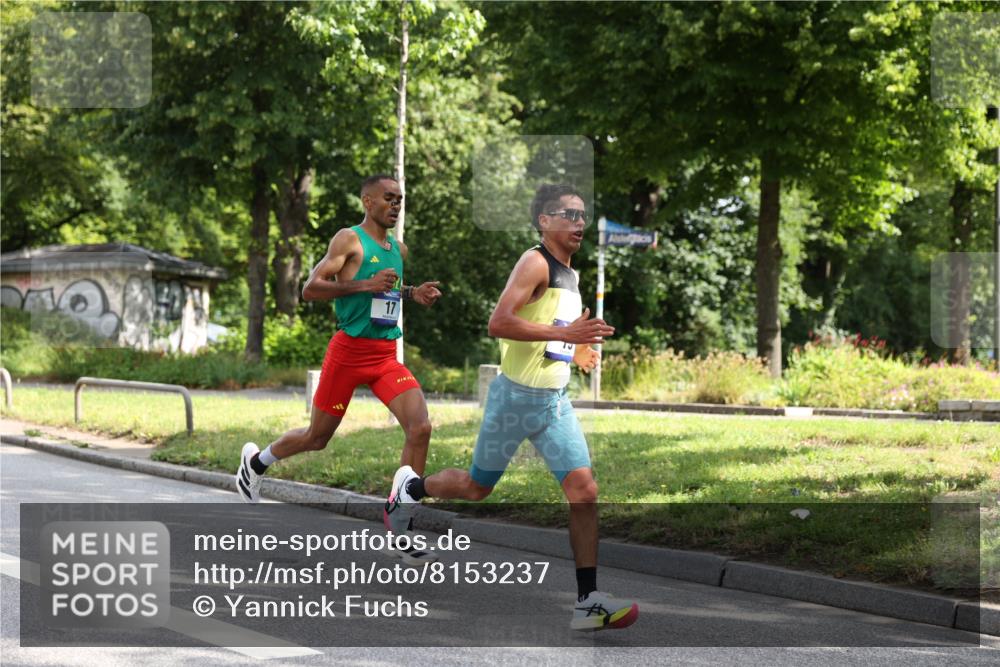 29.06.2025 - hella hamburg halbmarathon Yannick Fuchs http://msf.ph/oto/8153237 29.06.2025 10:01:52 20KM 17, 19 meine-sportfotos.de