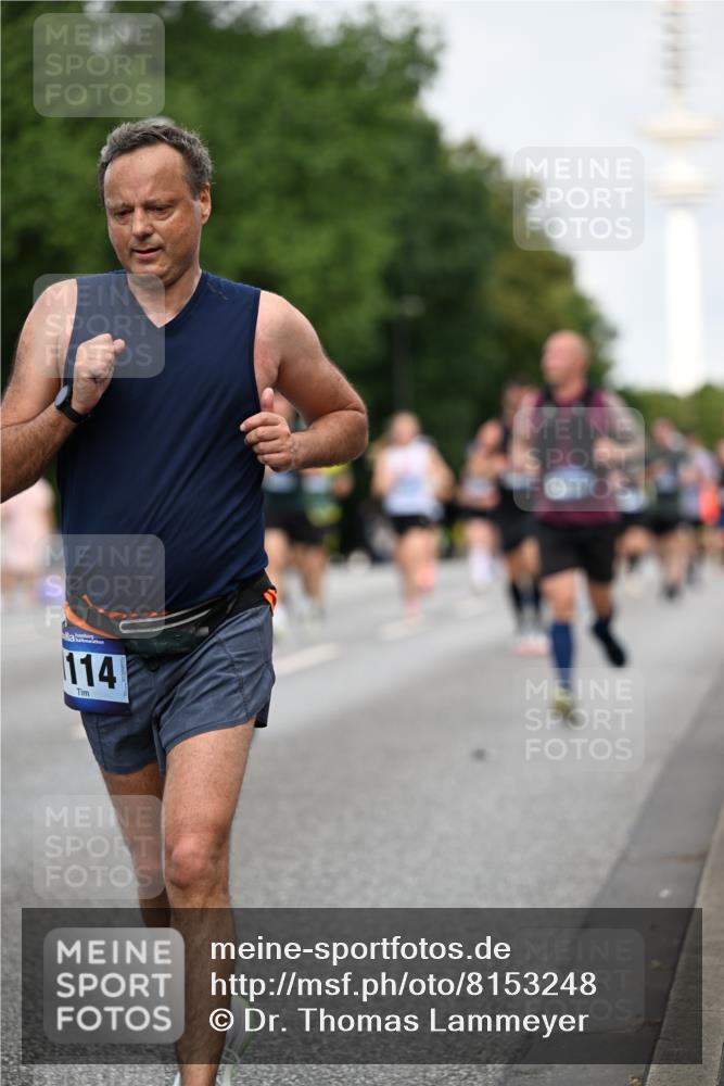 29.06.2025 - hella hamburg halbmarathon Dr. Thomas Lammeyer http://msf.ph/oto/8153248 29.06.2025 10:07:35 Kennedybrücke 1114, 1135, 1138, 1482, 1885, 2594, 2759, 2782, 3001, 3572, 4307, 4511, 4587, 5384, 5396, 5464, 6217, 6391, 7006, 7210, 7211, 7277, 7278, 7279, 7290, 7306, 7935, 8614, 9439, 9453, 9554, 10824 meine-sportfotos.de
