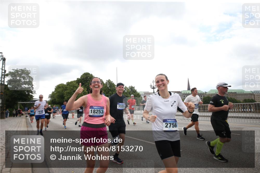 29.06.2025 - hella hamburg halbmarathon Jannik Wohlers http://msf.ph/oto/8153270 29.06.2025 10:47:58 Lombardsbrücke 1157, 1645, 2037, 2195, 2418, 2475, 2627, 2756, 2909, 2958, 3224, 3320, 3504, 3661, 3679, 3933, 4588, 5585, 5781, 5952, 6143, 7532, 8461, 8948, 9775, 9921, 10059, 10145, 11742, 12022, 12104, 12152, 12192, 12439, 12452, 12932, 13377, 13529, 13559, 13675, 13861, 13914, 14050, 15489, 15593, 15715, 15743, 16141, 16368, 16669, 16693, 16935, 16965, 17631, 17930, 18248, 18967 meine-sportfotos.de