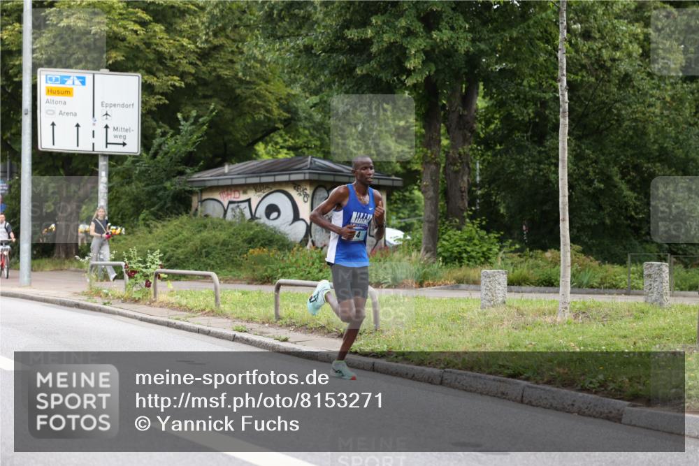 29.06.2025 - hella hamburg halbmarathon Yannick Fuchs http://msf.ph/oto/8153271 29.06.2025 10:02:23 20KM 14, 24 meine-sportfotos.de