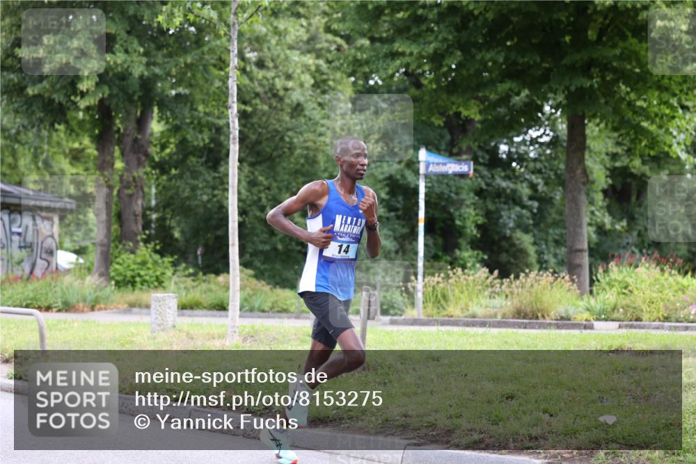 29.06.2025 - hella hamburg halbmarathon Yannick Fuchs http://msf.ph/oto/8153275 29.06.2025 10:02:23 20KM 14, 24 meine-sportfotos.de