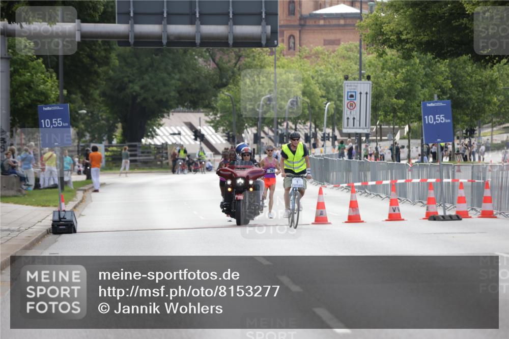 29.06.2025 - hella hamburg halbmarathon Jannik Wohlers http://msf.ph/oto/8153277 29.06.2025 09:34:29 Lombardsbrücke  meine-sportfotos.de