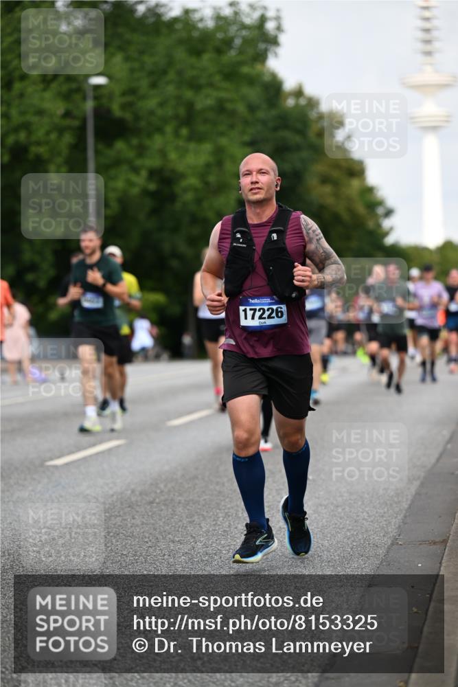 29.06.2025 - hella hamburg halbmarathon Dr. Thomas Lammeyer http://msf.ph/oto/8153325 29.06.2025 10:07:37 Kennedybrücke 1114, 1135, 1138, 1482, 1885, 2594, 2759, 2782, 3001, 3572, 4307, 4511, 4587, 5384, 5396, 5464, 6217, 6391, 6453, 7006, 7210, 7211, 7277, 7278, 7279, 7290, 7306, 7935, 8614, 9439, 9453, 9554, 10824, 11402 meine-sportfotos.de