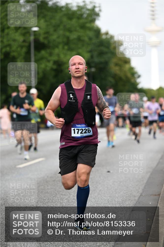 29.06.2025 - hella hamburg halbmarathon Dr. Thomas Lammeyer http://msf.ph/oto/8153336 29.06.2025 10:07:38 Kennedybrücke 1114, 1482, 1885, 2594, 2759, 2782, 3001, 3572, 4307, 4511, 4587, 5384, 5396, 5464, 6217, 6391, 6453, 7006, 7210, 7211, 7277, 7278, 7279, 7290, 7306, 7935, 8614, 9453, 9554, 10824, 11402 meine-sportfotos.de