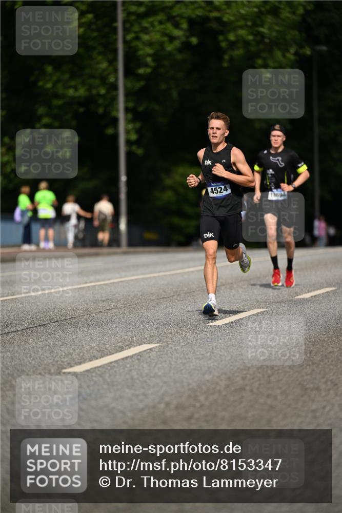 29.06.2025 - hella hamburg halbmarathon Dr. Thomas Lammeyer http://msf.ph/oto/8153347 29.06.2025 09:42:15 Kennedybrücke 4524 meine-sportfotos.de