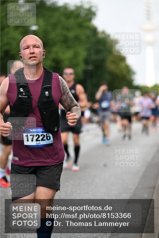 29.06.2025 - hella hamburg halbmarathon Dr. Thomas Lammeyer http://msf.ph/oto/8153366 29.06.2025 10:07:38 Kennedybrücke 1114, 1482, 1885, 2594, 2759, 2782, 3001, 3572, 4307, 4511, 4587, 5384, 5396, 5464, 6217, 6391, 6453, 7006, 7210, 7211, 7277, 7278, 7279, 7290, 7306, 7935, 8614, 9453, 9554, 10824, 11402 meine-sportfotos.de