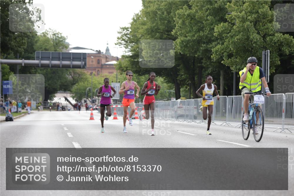 29.06.2025 - hella hamburg halbmarathon Jannik Wohlers http://msf.ph/oto/8153370 29.06.2025 09:34:37 Lombardsbrücke 29, 43, 46, 48 meine-sportfotos.de