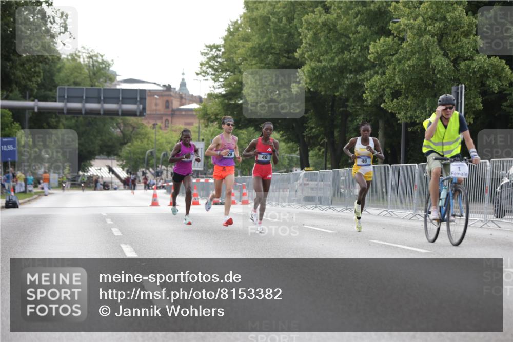 29.06.2025 - hella hamburg halbmarathon Jannik Wohlers http://msf.ph/oto/8153382 29.06.2025 09:34:37 Lombardsbrücke 29, 43, 46, 48 meine-sportfotos.de