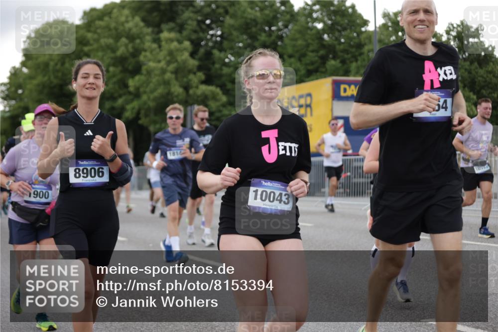 29.06.2025 - hella hamburg halbmarathon Jannik Wohlers http://msf.ph/oto/8153394 29.06.2025 10:53:01 Lombardsbrücke 1340, 1709, 1900, 1906, 1984, 2065, 2409, 2429, 3226, 4195, 4595, 5428, 5562, 5815, 6041, 6044, 7068, 7483, 7611, 7876, 8189, 8212, 8414, 8515, 8906, 9077, 9456, 9685, 9764, 9785, 10043, 10175, 10490, 11489, 11914, 12068, 12082, 12193, 12219, 12259, 12280, 12459, 12700, 13011, 13072, 13326, 13351, 14038, 14065, 14419, 14761, 15498, 16979, 17012, 17236, 17577, 17600, 18057, 18079, 18144, 18311, 18523, 18532, 18593, 18609 meine-sportfotos.de