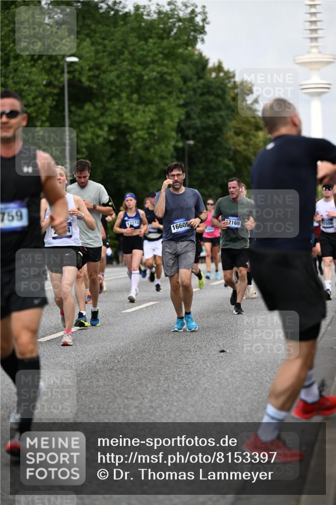 29.06.2025 - hella hamburg halbmarathon Dr. Thomas Lammeyer http://msf.ph/oto/8153397 29.06.2025 10:07:40 Kennedybrücke 1114, 1482, 1885, 2594, 2759, 2782, 3001, 3572, 4307, 4511, 4587, 5384, 5396, 5464, 5613, 6217, 6391, 6453, 7006, 7210, 7211, 7277, 7278, 7279, 7290, 7306, 7935, 8614, 9453, 9554, 10389, 10824, 11402 meine-sportfotos.de