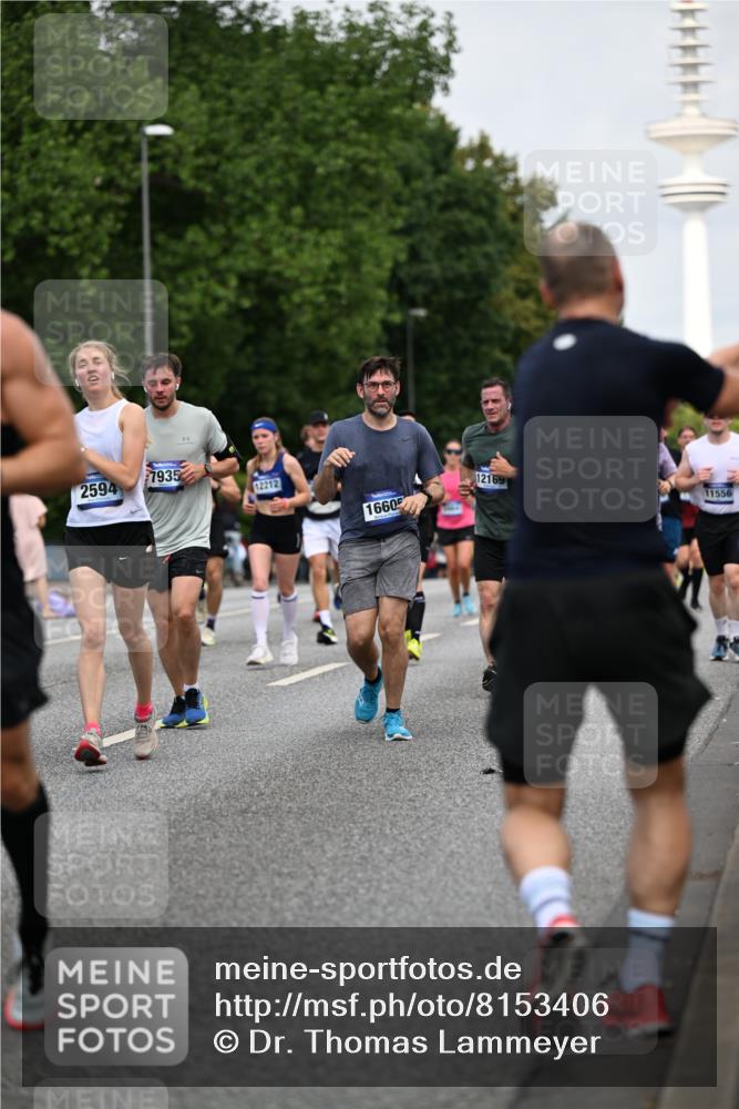 29.06.2025 - hella hamburg halbmarathon Dr. Thomas Lammeyer http://msf.ph/oto/8153406 29.06.2025 10:07:41 Kennedybrücke 1114, 1885, 2594, 2759, 2782, 3001, 3572, 4307, 4511, 4587, 5384, 5396, 5464, 5613, 6217, 6391, 6453, 7006, 7210, 7211, 7277, 7278, 7279, 7290, 7306, 7935, 8469, 8614, 9453, 9554, 10389, 10824, 11402 meine-sportfotos.de