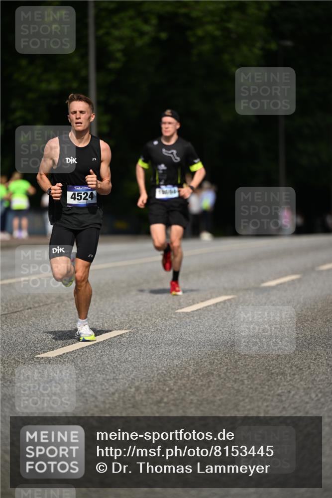29.06.2025 - hella hamburg halbmarathon Dr. Thomas Lammeyer http://msf.ph/oto/8153445 29.06.2025 09:42:16 Kennedybrücke 4524 meine-sportfotos.de