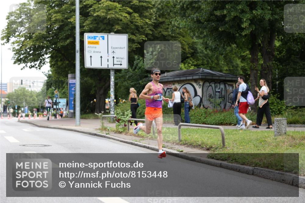 29.06.2025 - hella hamburg halbmarathon Yannick Fuchs http://msf.ph/oto/8153448 29.06.2025 10:05:16 20KM 29 meine-sportfotos.de