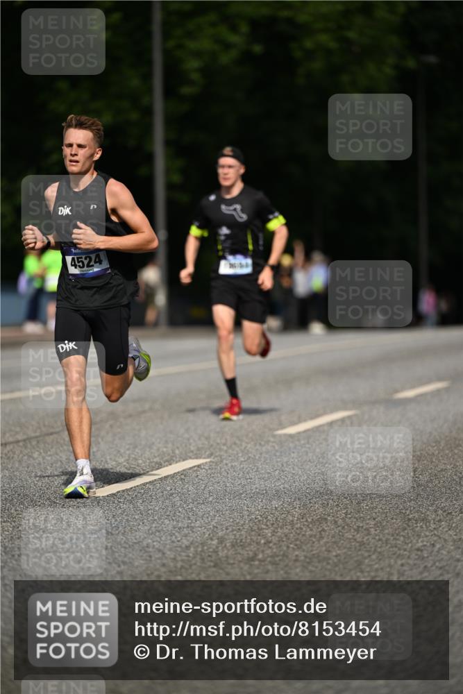 29.06.2025 - hella hamburg halbmarathon Dr. Thomas Lammeyer http://msf.ph/oto/8153454 29.06.2025 09:42:16 Kennedybrücke 4524 meine-sportfotos.de