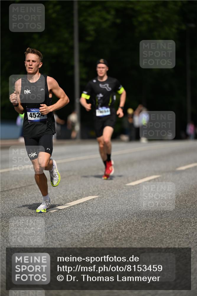 29.06.2025 - hella hamburg halbmarathon Dr. Thomas Lammeyer http://msf.ph/oto/8153459 29.06.2025 09:42:16 Kennedybrücke 4524 meine-sportfotos.de