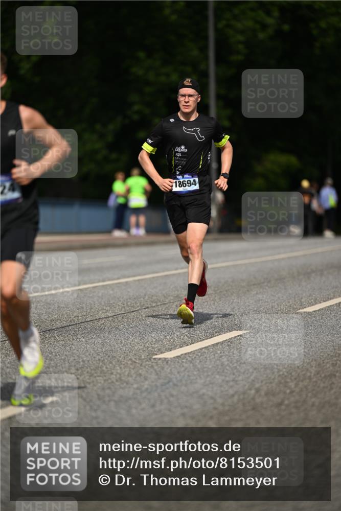 29.06.2025 - hella hamburg halbmarathon Dr. Thomas Lammeyer http://msf.ph/oto/8153501 29.06.2025 09:42:17 Kennedybrücke 4524 meine-sportfotos.de