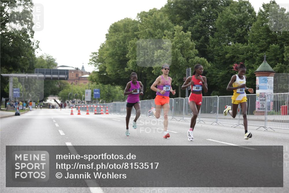 29.06.2025 - hella hamburg halbmarathon Jannik Wohlers http://msf.ph/oto/8153517 29.06.2025 09:34:39 Lombardsbrücke 29, 43, 46, 48 meine-sportfotos.de