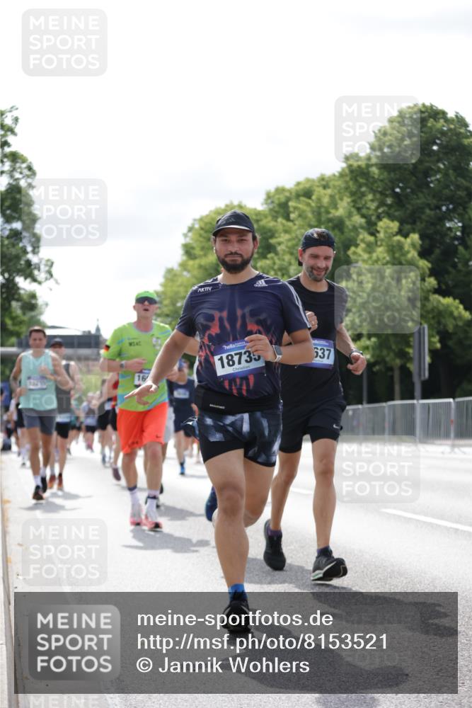 29.06.2025 - hella hamburg halbmarathon Jannik Wohlers http://msf.ph/oto/8153521 29.06.2025 10:15:50 Lombardsbrücke 1212, 1308, 1599, 2071, 2165, 2436, 2803, 2835, 3134, 3648, 4583, 4637, 4828, 5046, 5294, 7753, 8169, 8274, 8597, 8645, 9601, 9628, 9802, 9881, 10107, 10139, 10141, 10183, 10292, 10844, 10990, 11344, 11345, 12572, 13215, 13610, 15332, 15388, 15487, 15571, 15724, 16921, 17592, 17692, 17806, 18735, 19030 meine-sportfotos.de