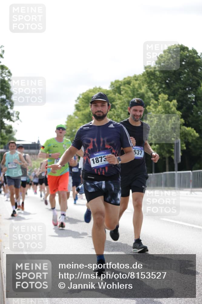 29.06.2025 - hella hamburg halbmarathon Jannik Wohlers http://msf.ph/oto/8153527 29.06.2025 10:15:50 Lombardsbrücke 1212, 1308, 1599, 2071, 2165, 2436, 2803, 2835, 3134, 3648, 4583, 4637, 4828, 5046, 5294, 7753, 8169, 8274, 8597, 8645, 9601, 9628, 9802, 9881, 10107, 10139, 10141, 10183, 10292, 10844, 10990, 11344, 11345, 12572, 13215, 13610, 15332, 15388, 15487, 15571, 15724, 16921, 17592, 17692, 17806, 18735, 19030 meine-sportfotos.de