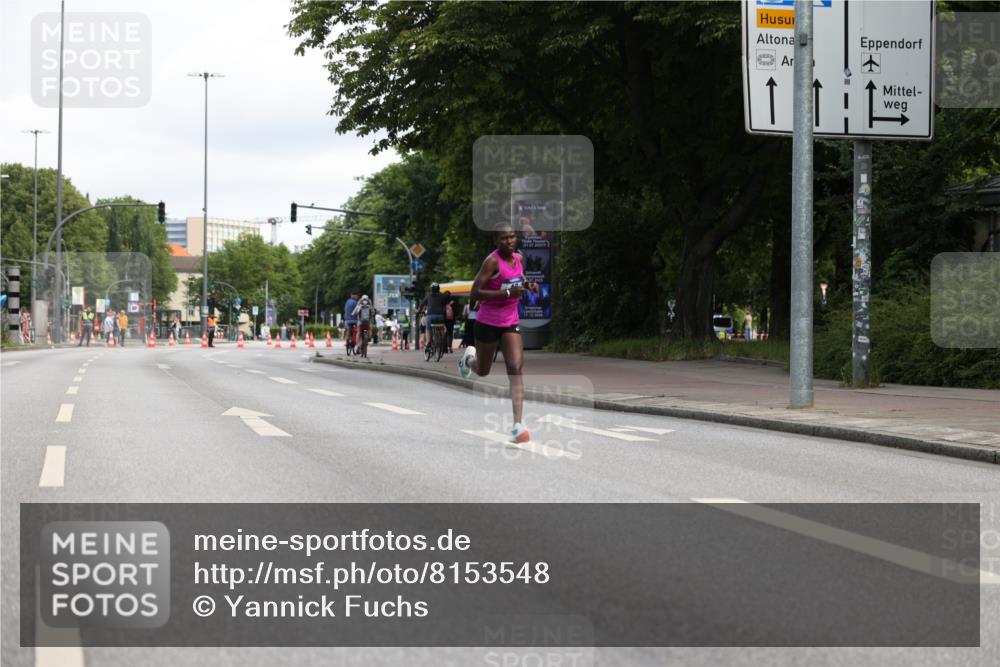 29.06.2025 - hella hamburg halbmarathon Yannick Fuchs http://msf.ph/oto/8153548 29.06.2025 10:06:35 20KM 43 meine-sportfotos.de