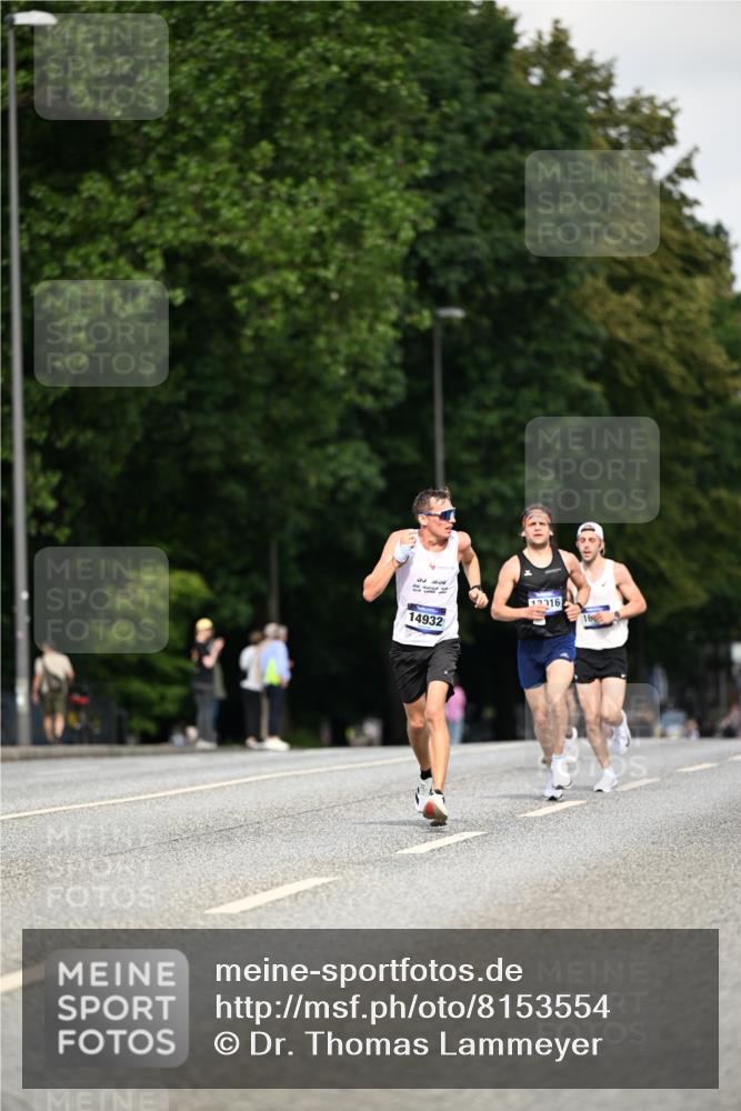 29.06.2025 - hella hamburg halbmarathon Dr. Thomas Lammeyer http://msf.ph/oto/8153554 29.06.2025 09:42:20 Kennedybrücke 4524, 6699, 11342 meine-sportfotos.de