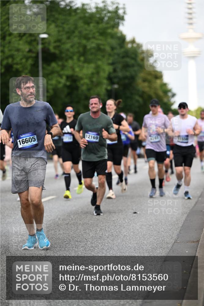 29.06.2025 - hella hamburg halbmarathon Dr. Thomas Lammeyer http://msf.ph/oto/8153560 29.06.2025 10:07:43 Kennedybrücke 1114, 1885, 2594, 2683, 2759, 3001, 4307, 4511, 4587, 5384, 5396, 5464, 5613, 6217, 6391, 6453, 7006, 7277, 7278, 7279, 7306, 7935, 8469, 8614, 9453, 9554, 10389, 10824, 11402 meine-sportfotos.de