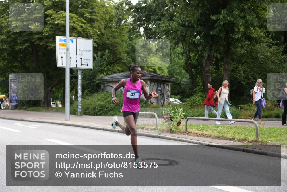 29.06.2025 - hella hamburg halbmarathon Yannick Fuchs http://msf.ph/oto/8153575 29.06.2025 10:06:37 20KM 43 meine-sportfotos.de