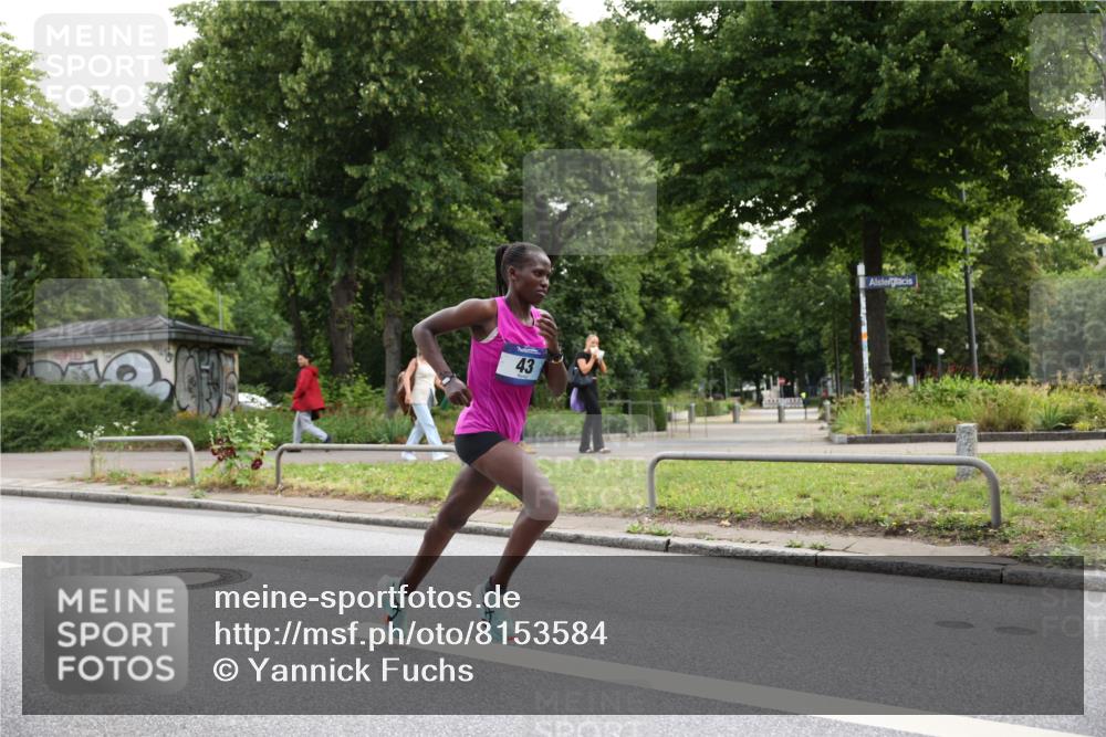 29.06.2025 - hella hamburg halbmarathon Yannick Fuchs http://msf.ph/oto/8153584 29.06.2025 10:06:37 20KM 43 meine-sportfotos.de