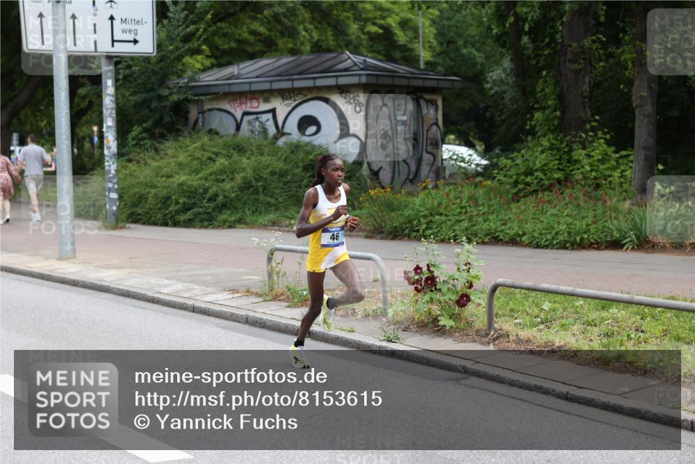 29.06.2025 - hella hamburg halbmarathon Yannick Fuchs http://msf.ph/oto/8153615 29.06.2025 10:07:06 20KM 46, 17888 meine-sportfotos.de