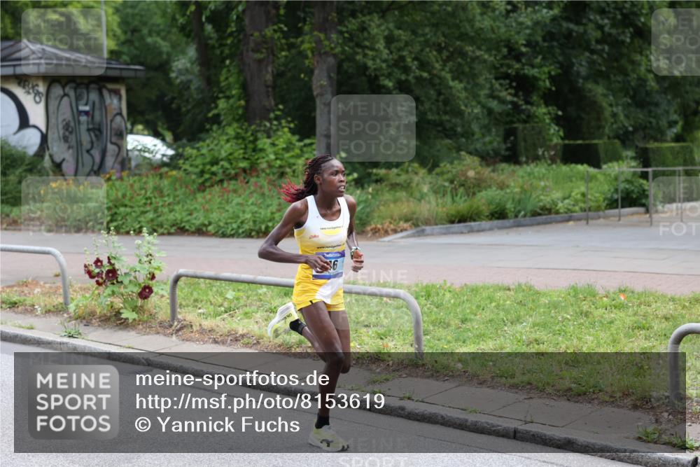 29.06.2025 - hella hamburg halbmarathon Yannick Fuchs http://msf.ph/oto/8153619 29.06.2025 10:07:07 20KM 46, 17888 meine-sportfotos.de