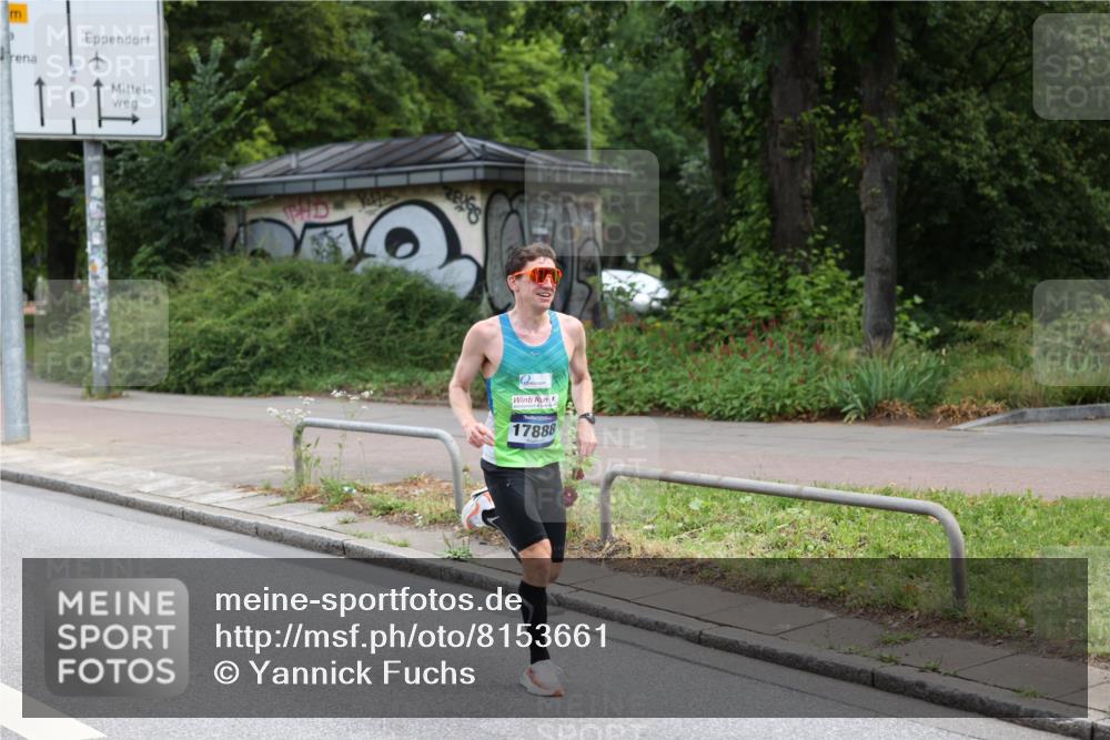 29.06.2025 - hella hamburg halbmarathon Yannick Fuchs http://msf.ph/oto/8153661 29.06.2025 10:07:12 20KM 17888 meine-sportfotos.de