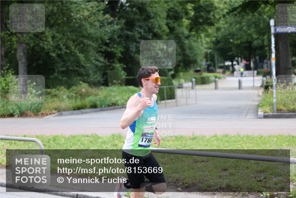 29.06.2025 - hella hamburg halbmarathon Yannick Fuchs http://msf.ph/oto/8153669 29.06.2025 10:07:12 20KM 17888 meine-sportfotos.de
