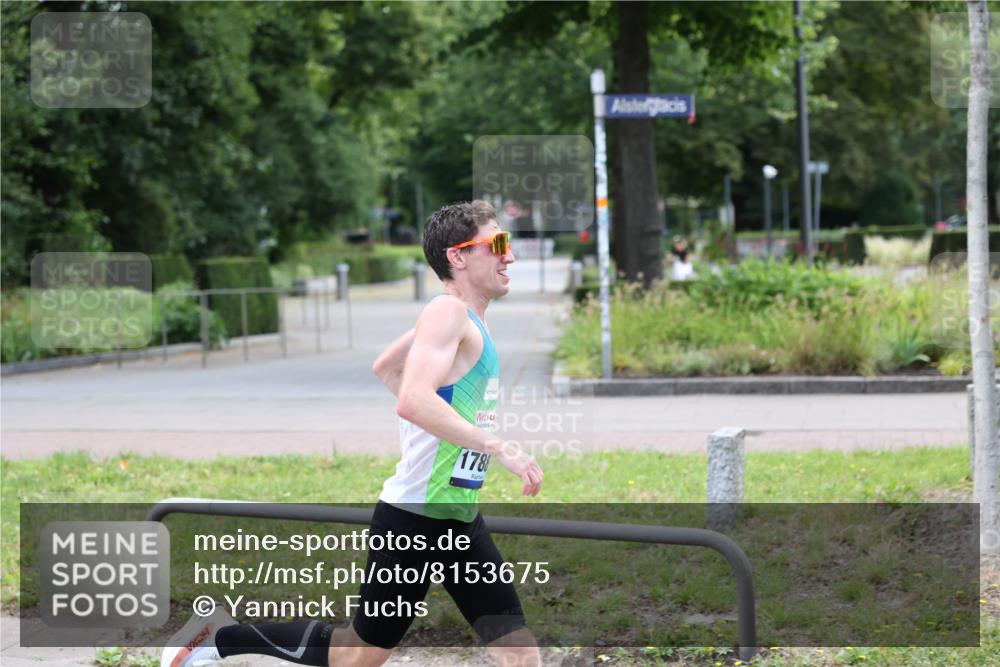 29.06.2025 - hella hamburg halbmarathon Yannick Fuchs http://msf.ph/oto/8153675 29.06.2025 10:07:12 20KM 17888 meine-sportfotos.de
