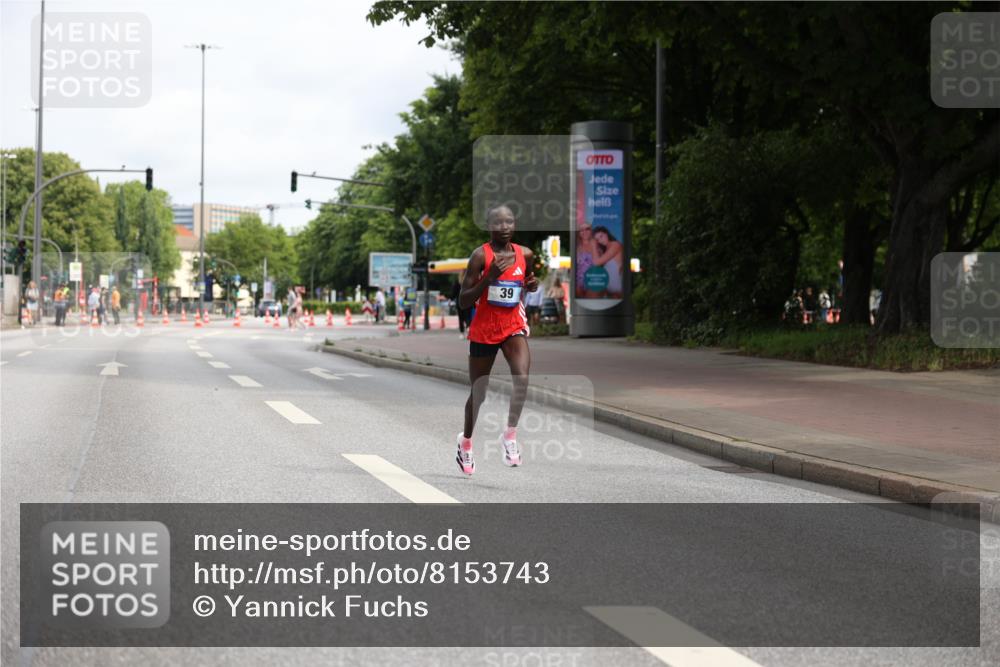 29.06.2025 - hella hamburg halbmarathon Yannick Fuchs http://msf.ph/oto/8153743 29.06.2025 10:08:06 20KM 28, 36, 39, 47 meine-sportfotos.de