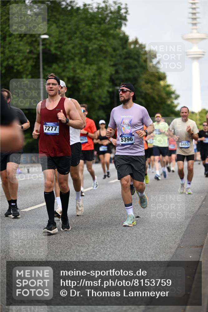 29.06.2025 - hella hamburg halbmarathon Dr. Thomas Lammeyer http://msf.ph/oto/8153759 29.06.2025 10:07:49 Kennedybrücke 1885, 2594, 2683, 2759, 4095, 4307, 4511, 4587, 5384, 5396, 5464, 5613, 6391, 6453, 7006, 7277, 7278, 7279, 7306, 7935, 8469, 8484, 8614, 9453, 9899, 10389, 11402 meine-sportfotos.de